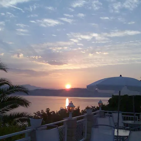 Villa Corona