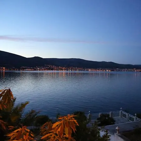 Villa Corona Hotel Donji Okrug (Ciovo)