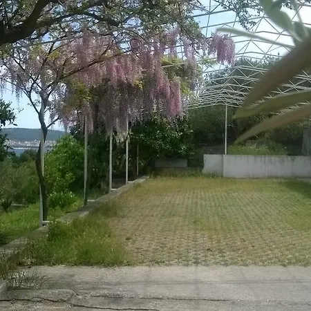 Villa Corona Hotel 3*