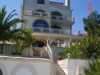 Villa Corona 3* Donji Okrug (Ciovo)