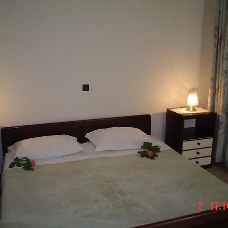 Villa Corona Hotel 3*