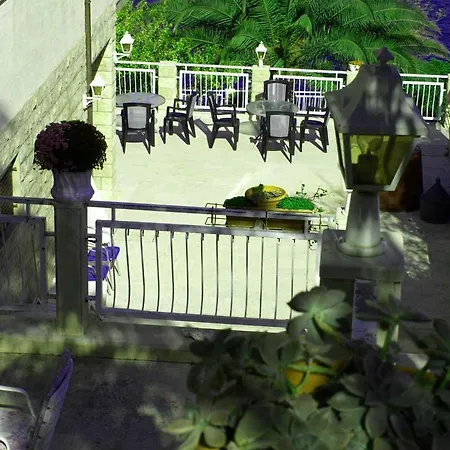 Villa Corona Hotel Donji Okrug (Ciovo)
